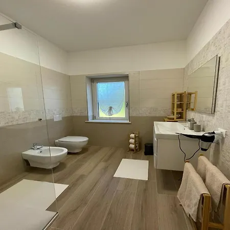 Casa Adriano-dimora Per Vacanze بيت للعطل *