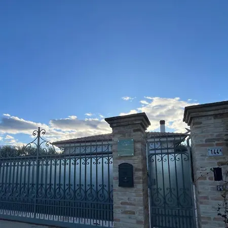 Casa Adriano-dimora Per Vacanze *